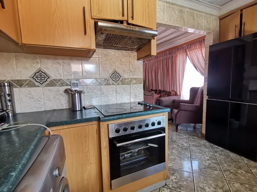 3 Bedroom Property for Sale in Lethlabile North West